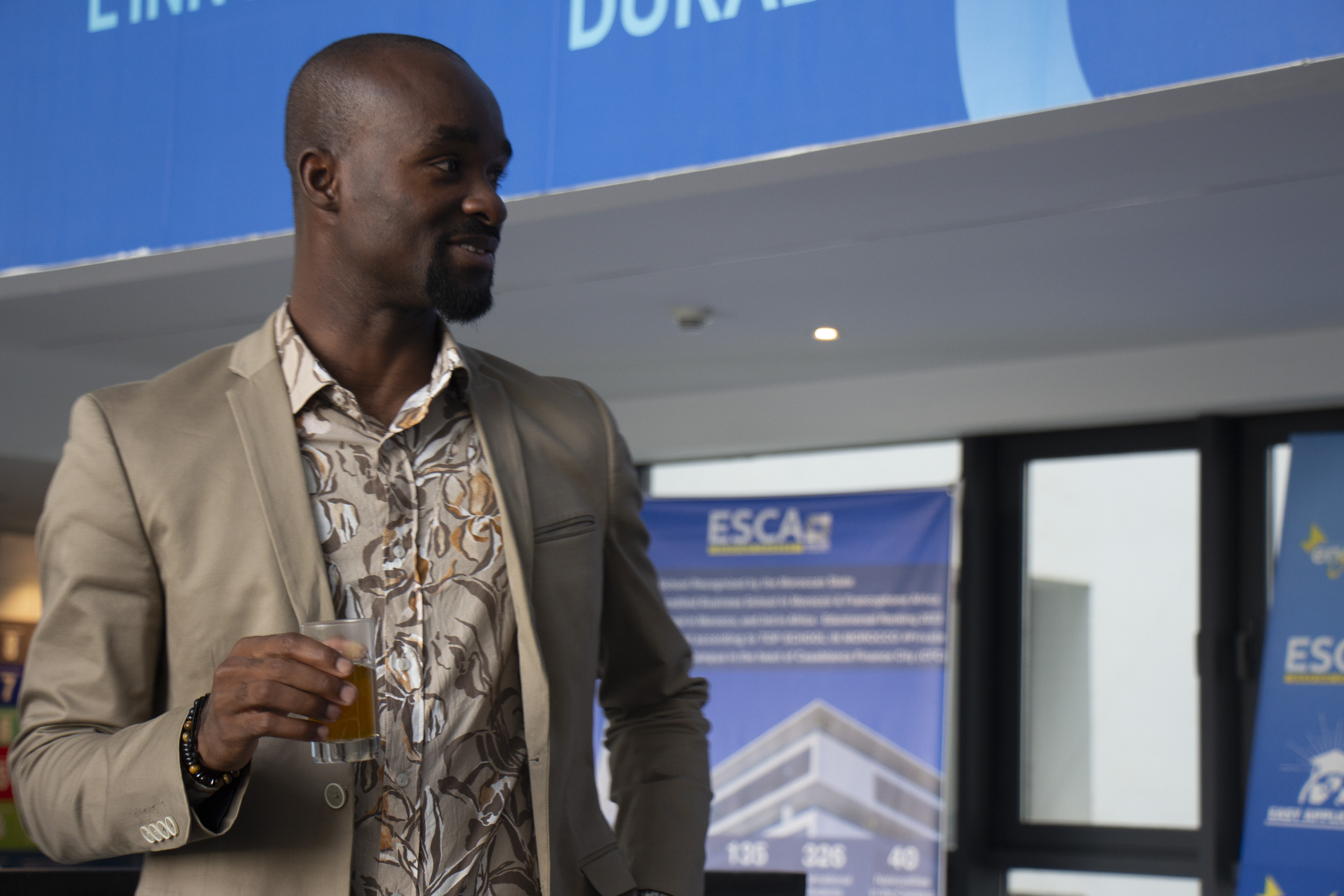 Réseautage – Participant lors de la pause-café