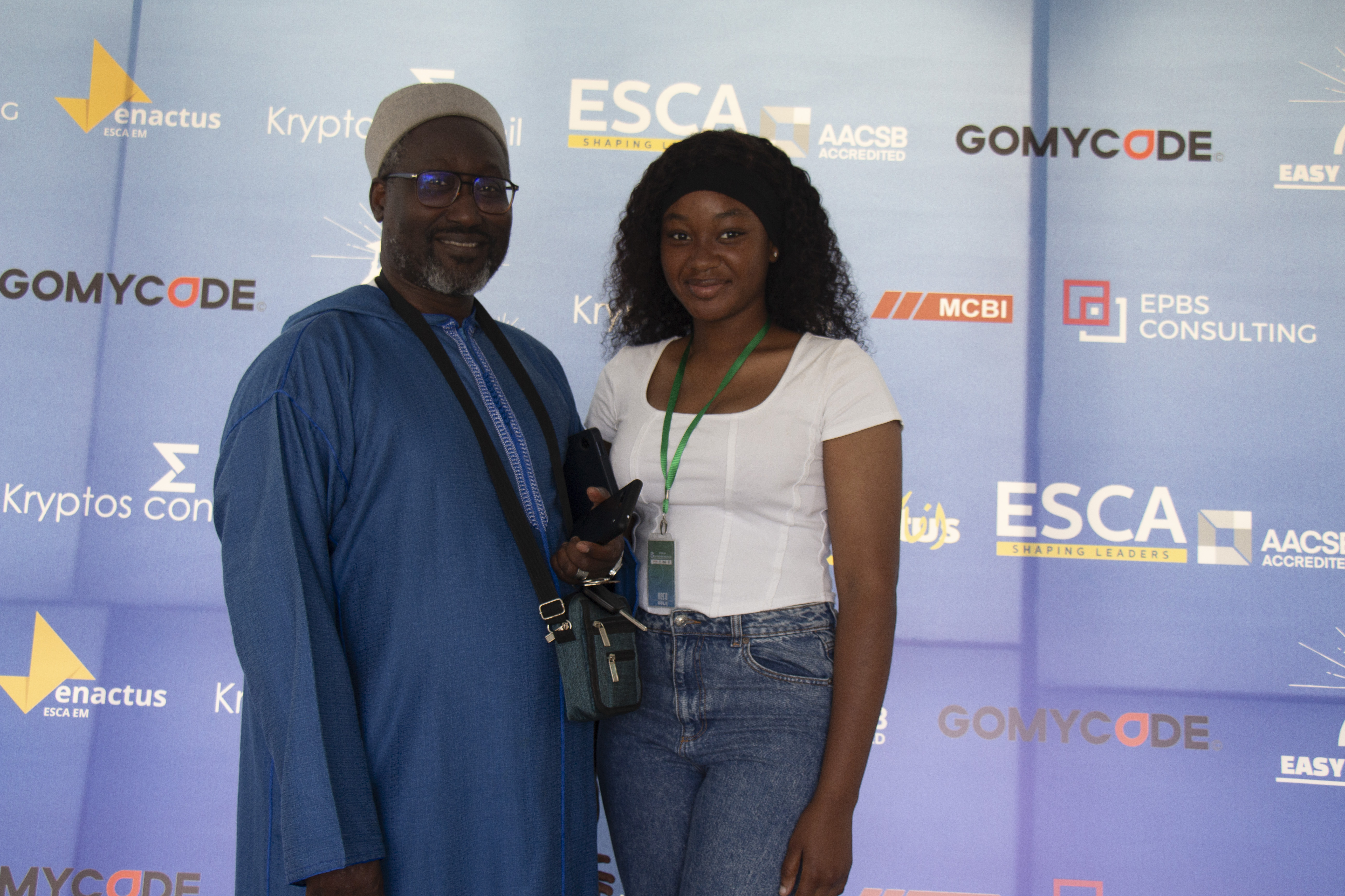 Photo souvenir avec les intervenants